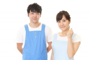 男の保育士さんと女の保育士さん