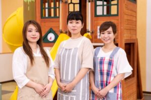 保育士3人